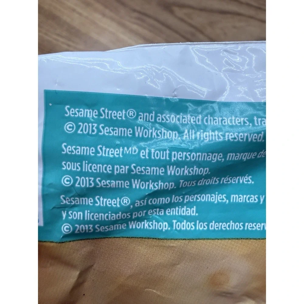 Vintage 2013 Pampers‎ Cruisers Size 4 Diapers Sesame Street Lot of 5